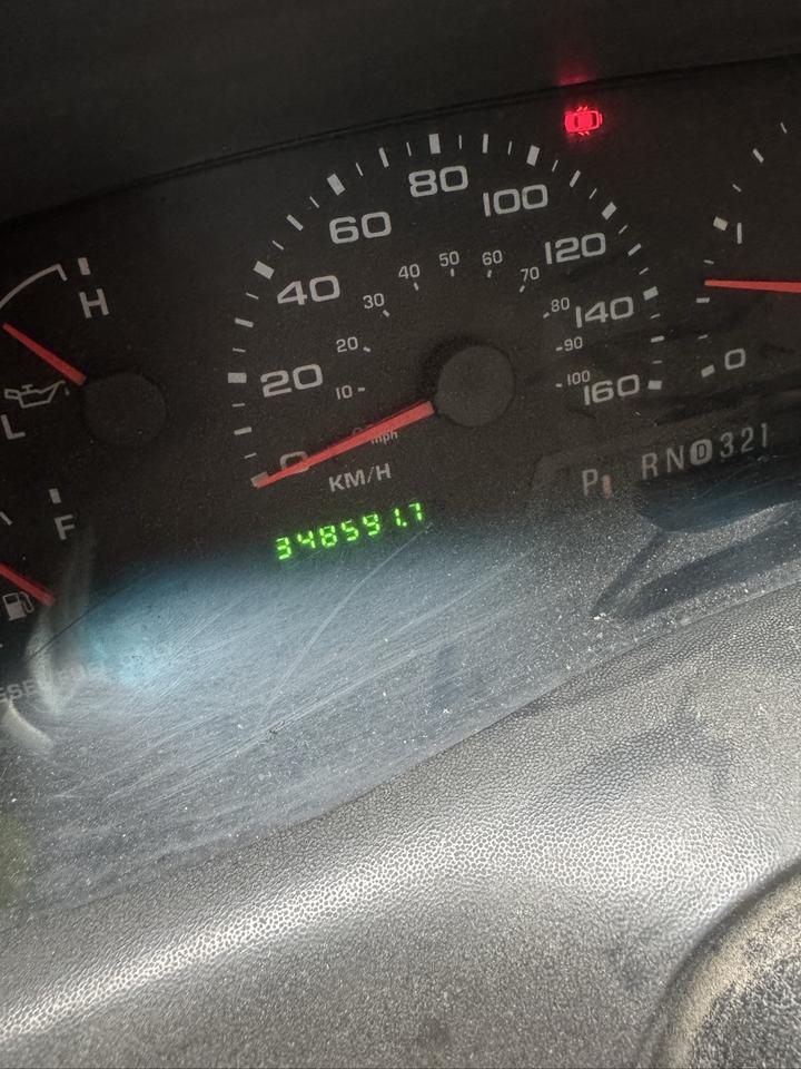 2003 Ford SUPER DUTY F-350 SRW XL Photo