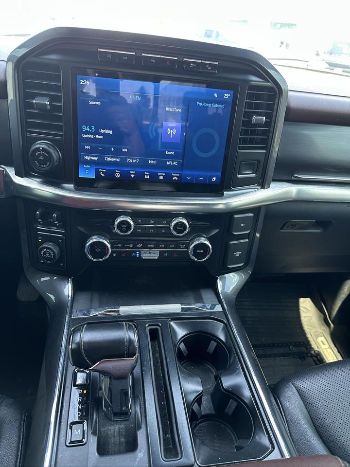 2023 Ford F-150 Lariat Photo