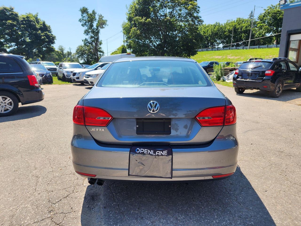 2014 Volkswagen Jetta TRENDLINE+ l Clean Carfax l No Accident l Mint Con Photo