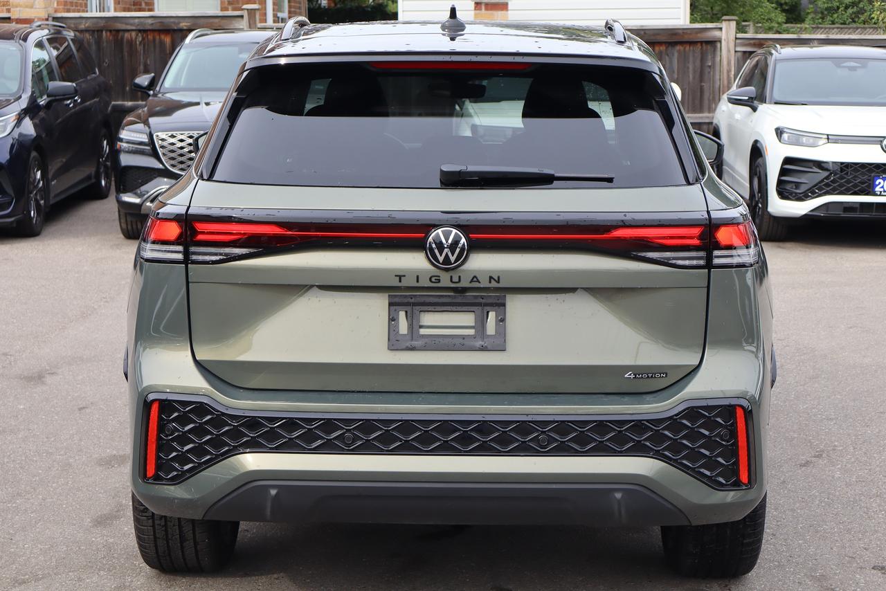 2026 Volkswagen Tiguan Comfortline R-Line Black Edition 4MOTION Photo