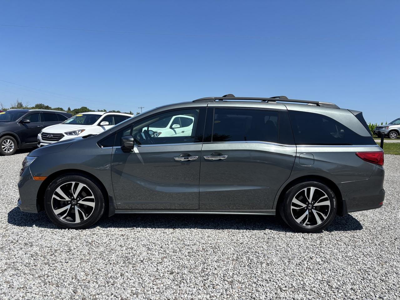 2019 Honda Odyssey Touring Photo