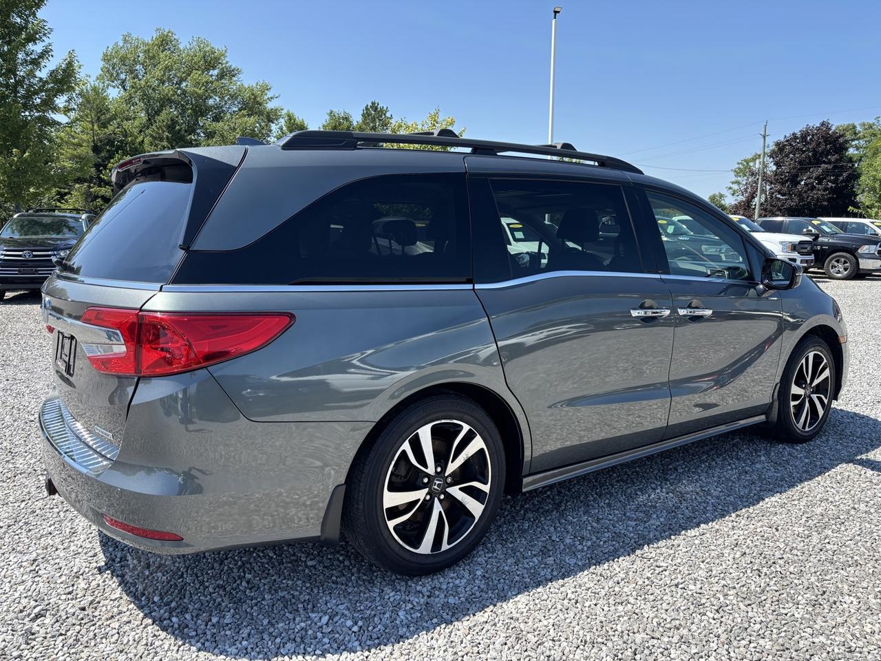 2019 Honda Odyssey Touring Photo