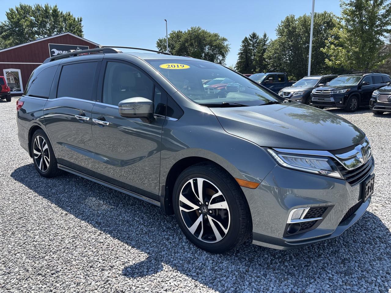 2019 Honda Odyssey Touring Photo