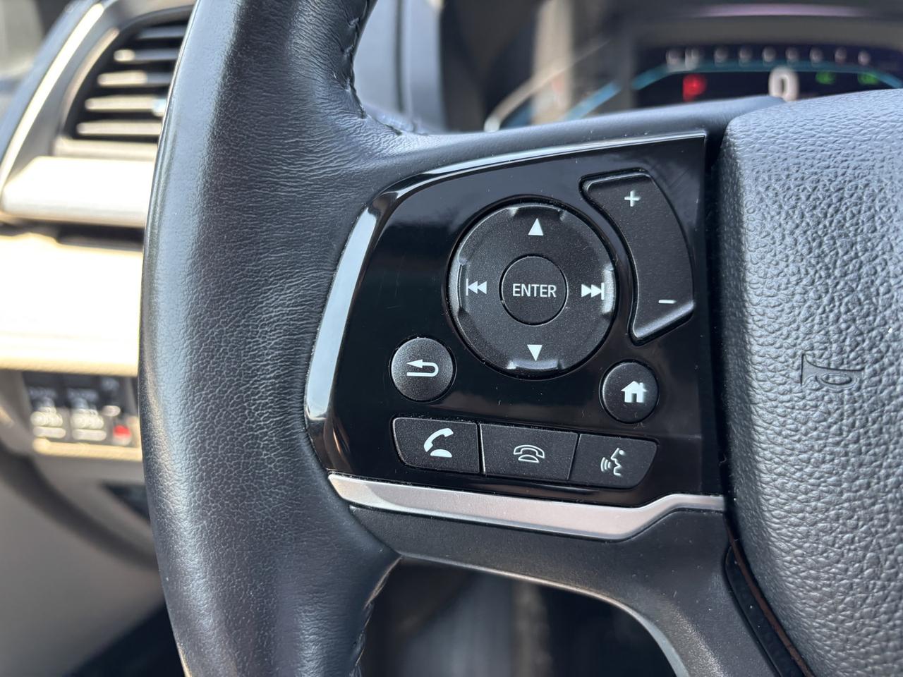 2019 Honda Odyssey Touring Photo