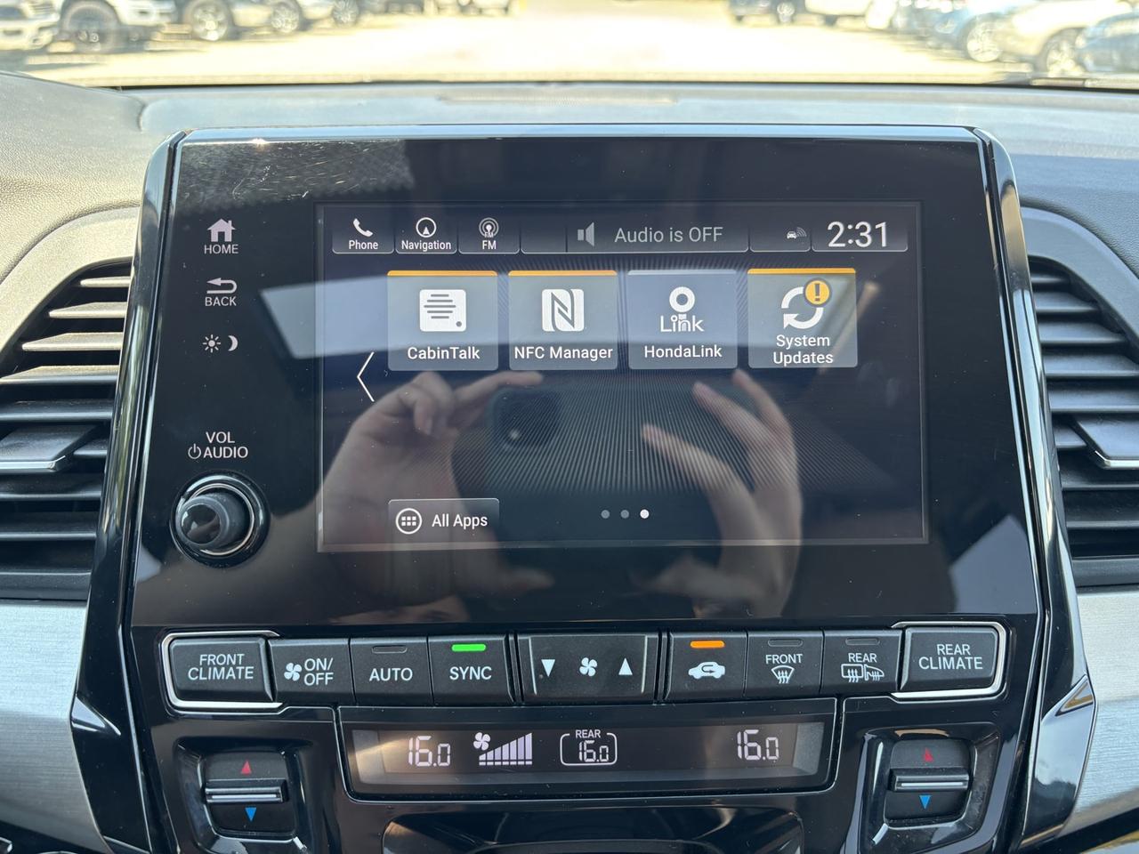 2019 Honda Odyssey Touring Photo
