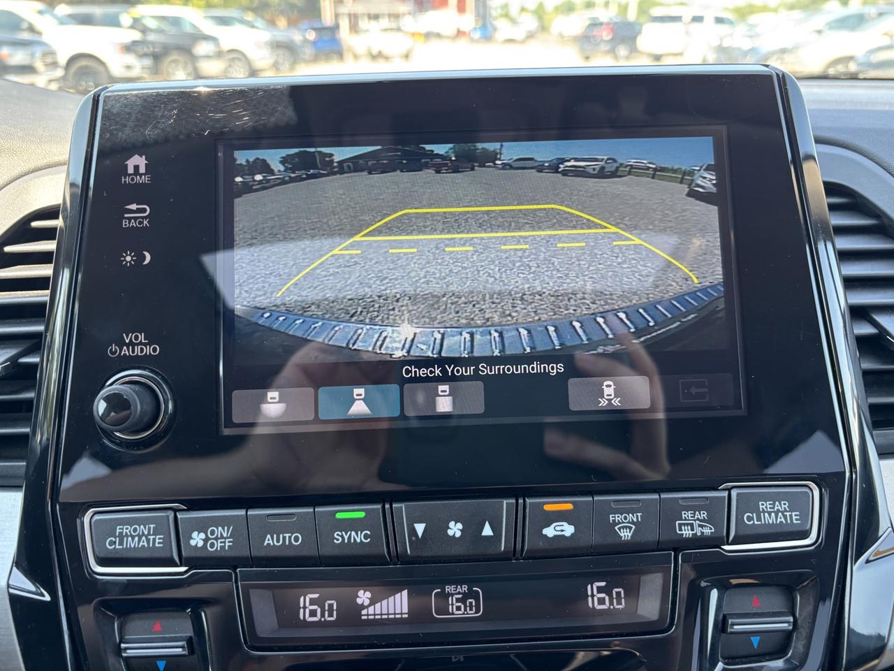 2019 Honda Odyssey Touring Photo