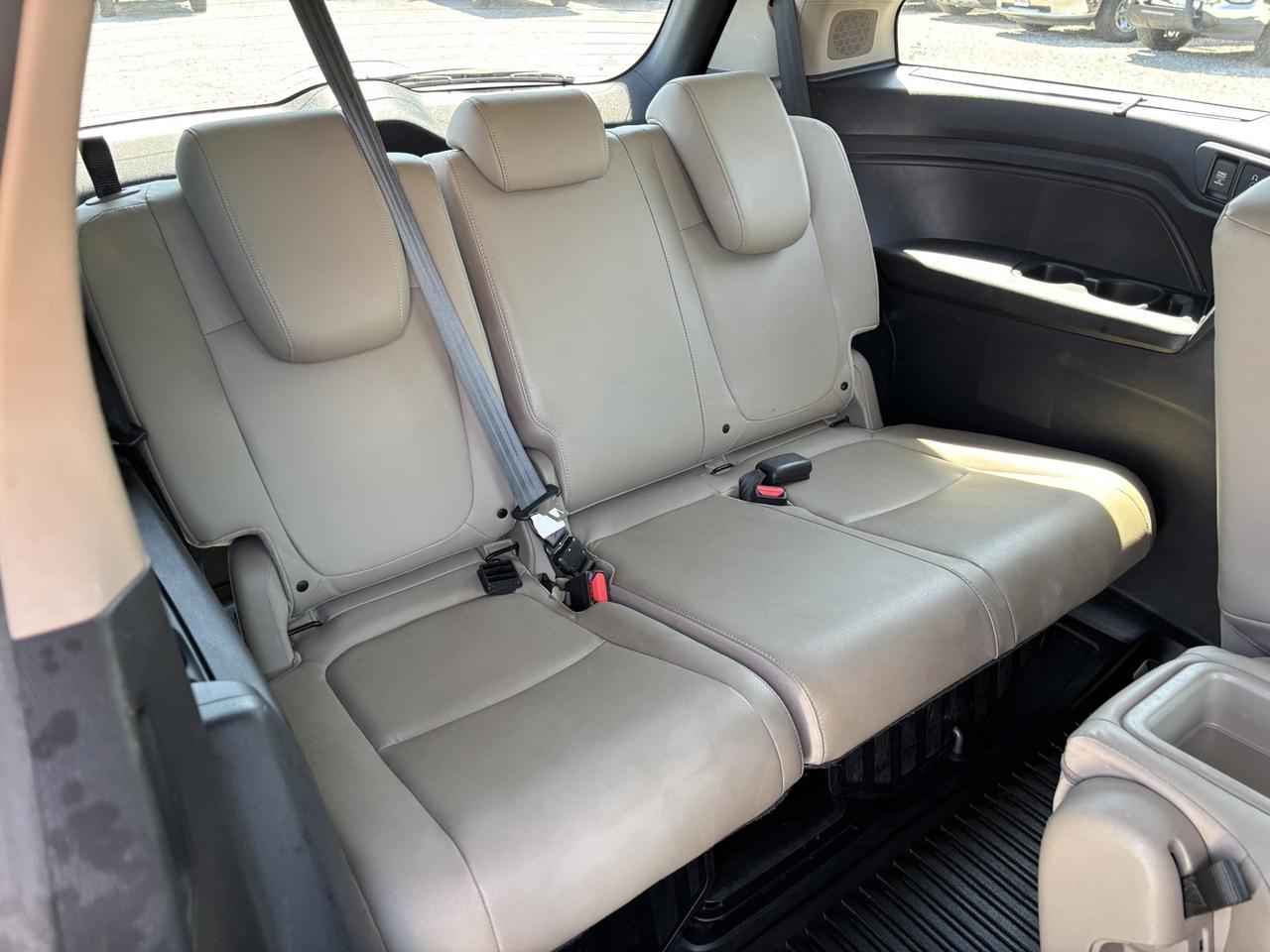 2019 Honda Odyssey Touring Photo