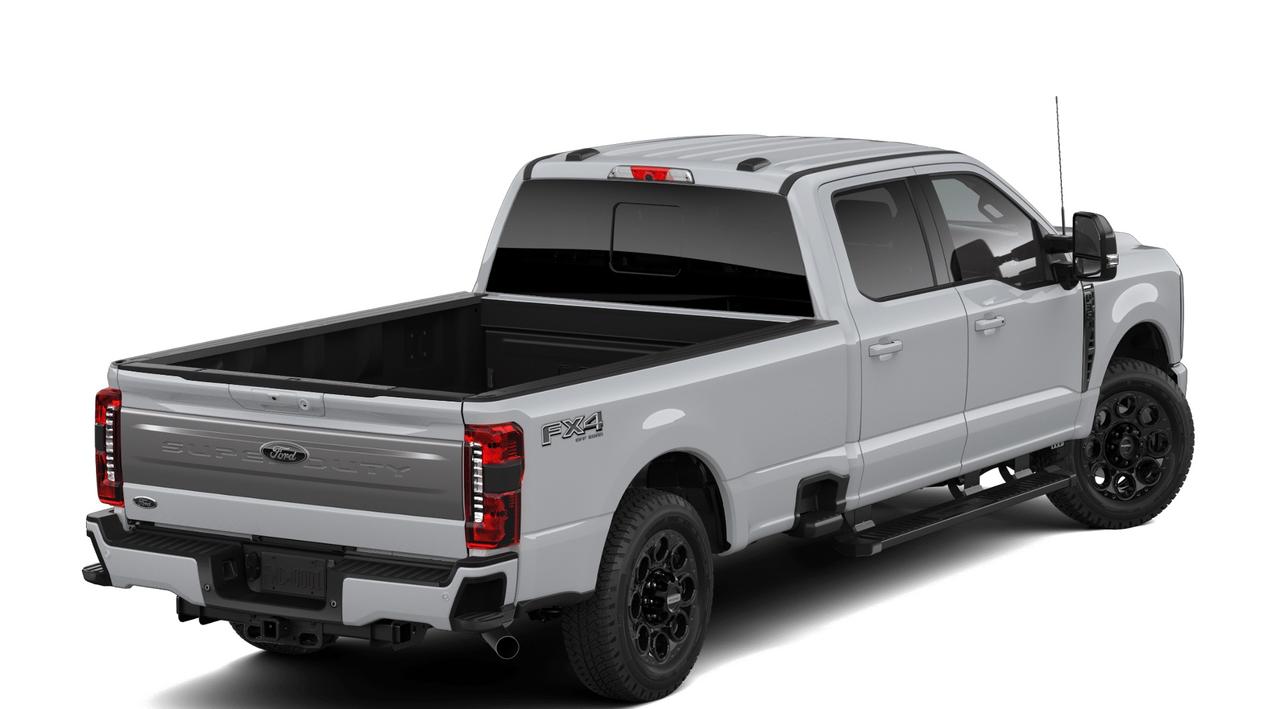 2026 Ford SuperDuty F-350® Lariat® Photo2