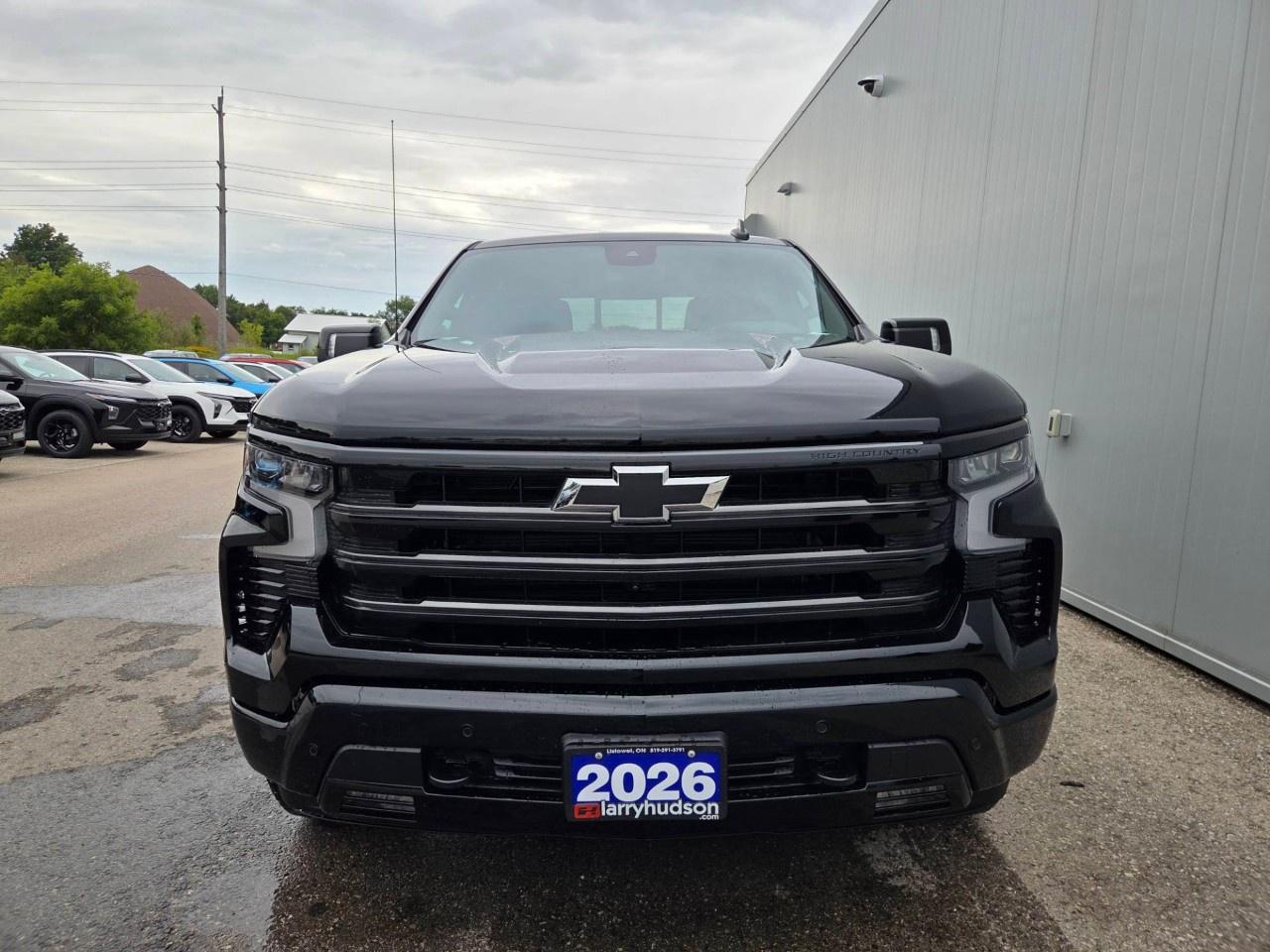 2026 Chevrolet Silverado 1500 Crew Cab Short Box 4-Wheel Drive High Country Photo2