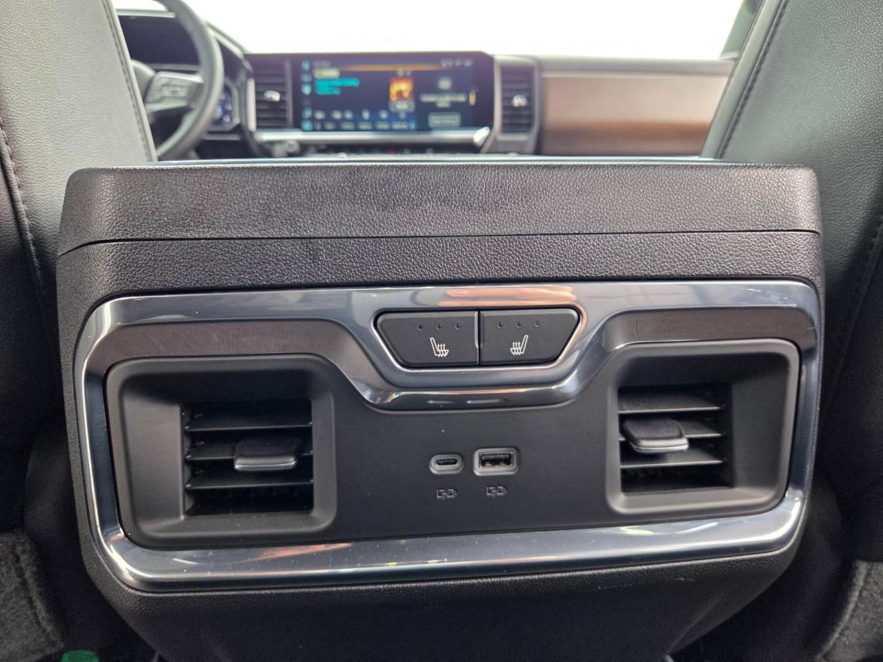 2026 Chevrolet Silverado 1500 Crew Cab Short Box 4-Wheel Drive High Country Photo