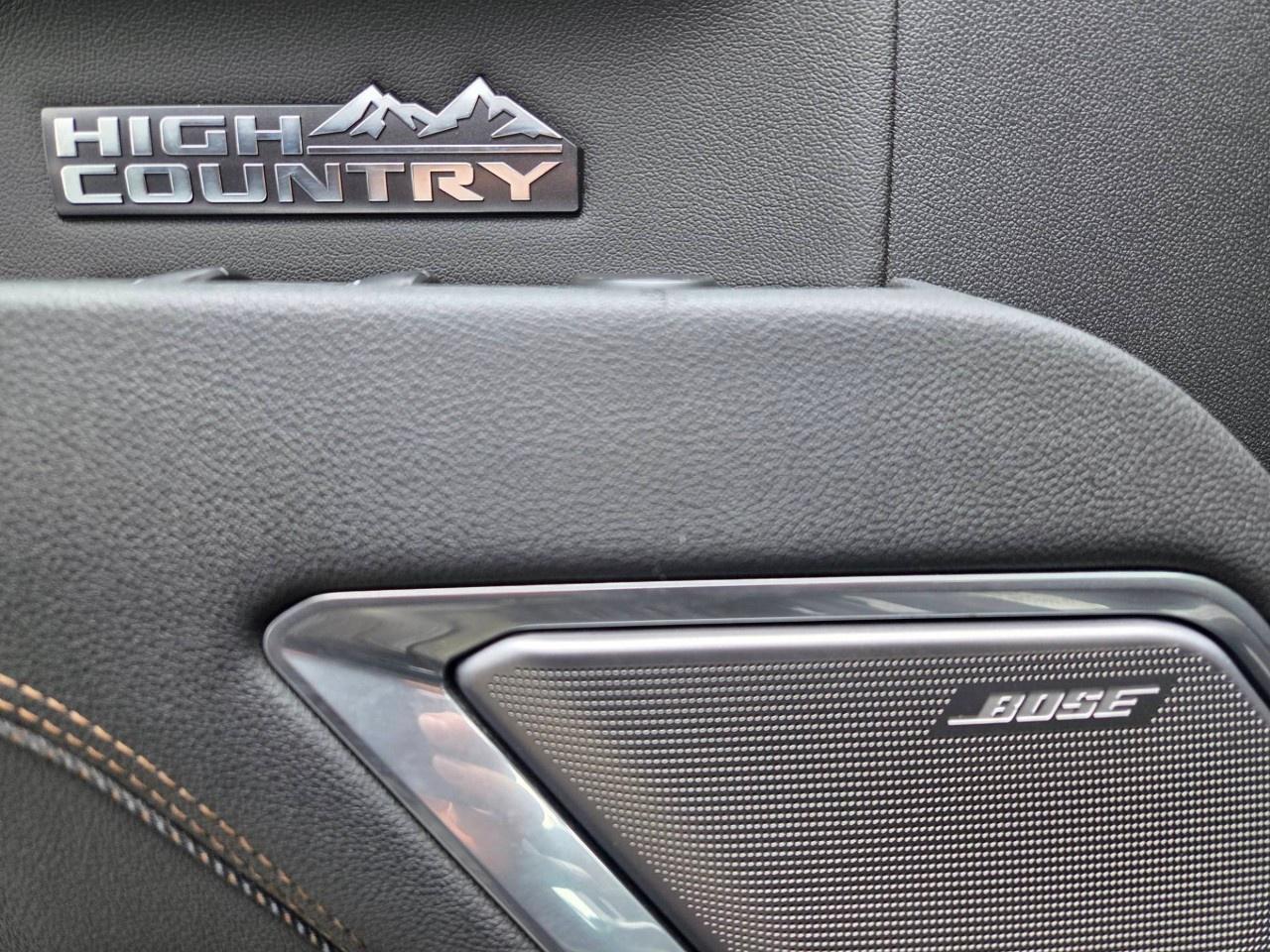 2026 Chevrolet Silverado 1500 Crew Cab Short Box 4-Wheel Drive High Country Photo