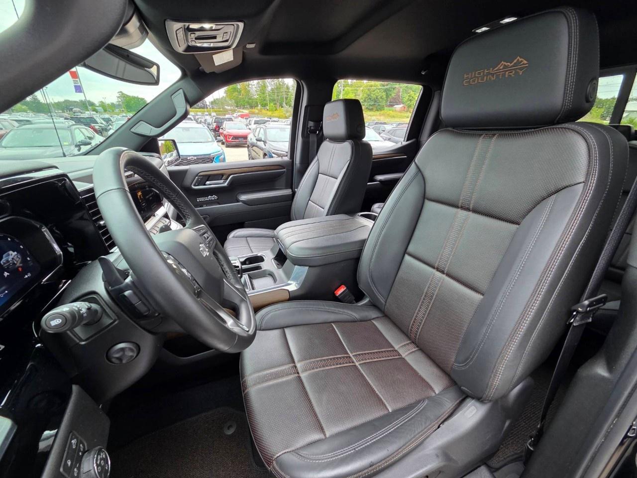 2026 Chevrolet Silverado 1500 Crew Cab Short Box 4-Wheel Drive High Country Photo