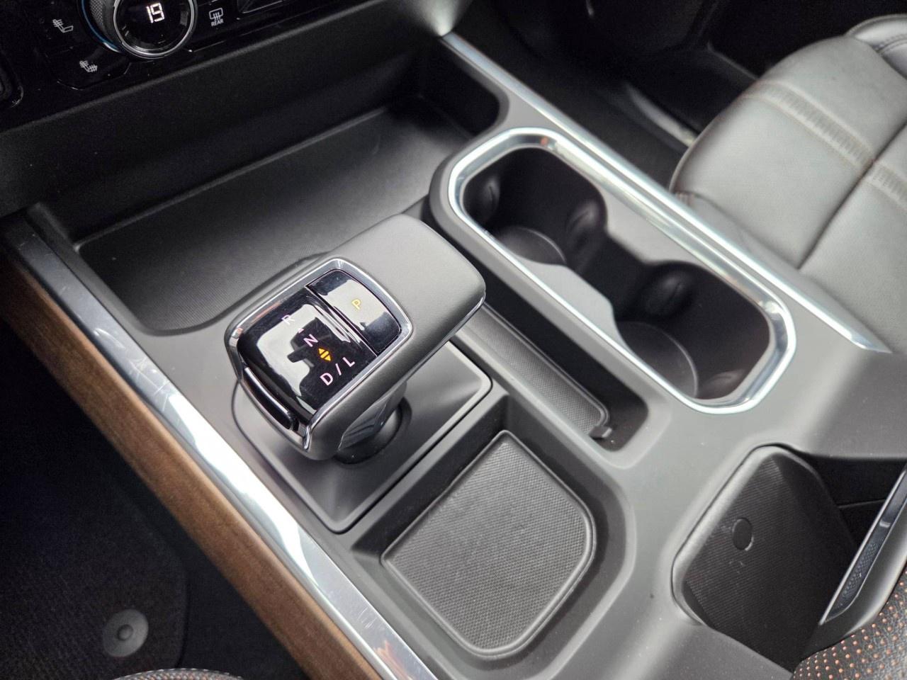 2026 Chevrolet Silverado 1500 Crew Cab Short Box 4-Wheel Drive High Country Photo
