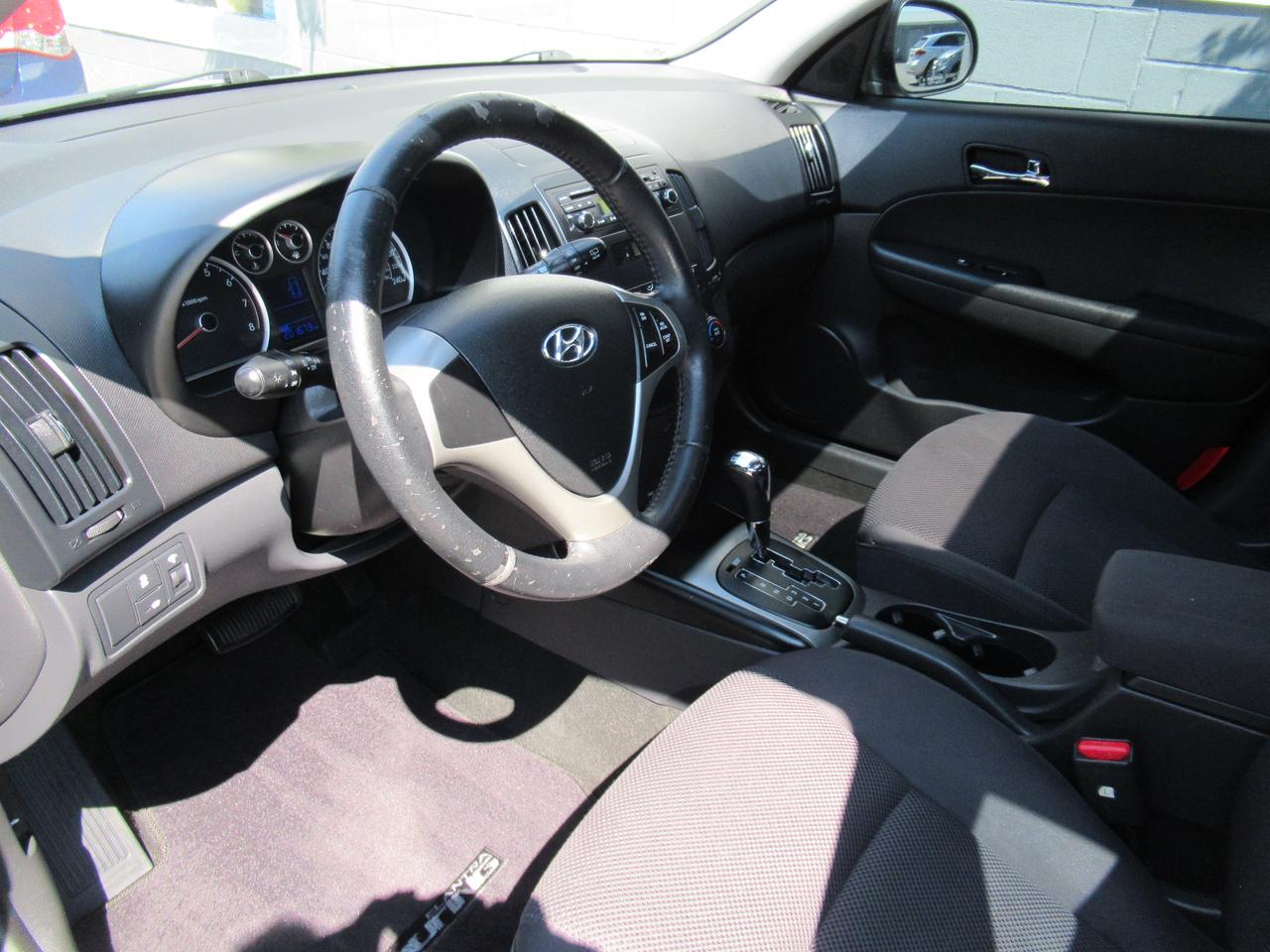 2012 Hyundai Elantra Touring GLS Sport Photo