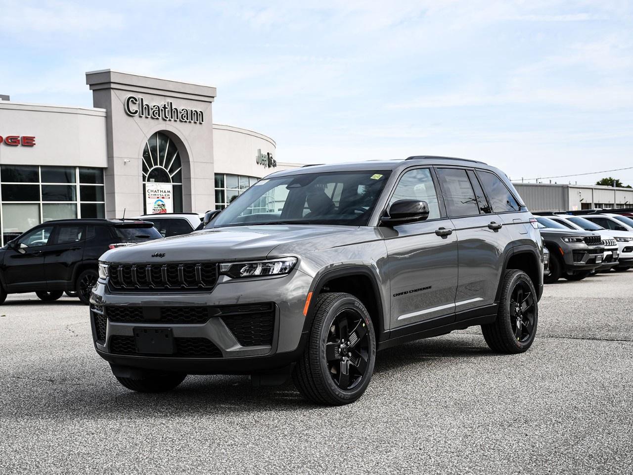 2027 Jeep Grand Cherokee Laredo Altitude 4x4 Photo0