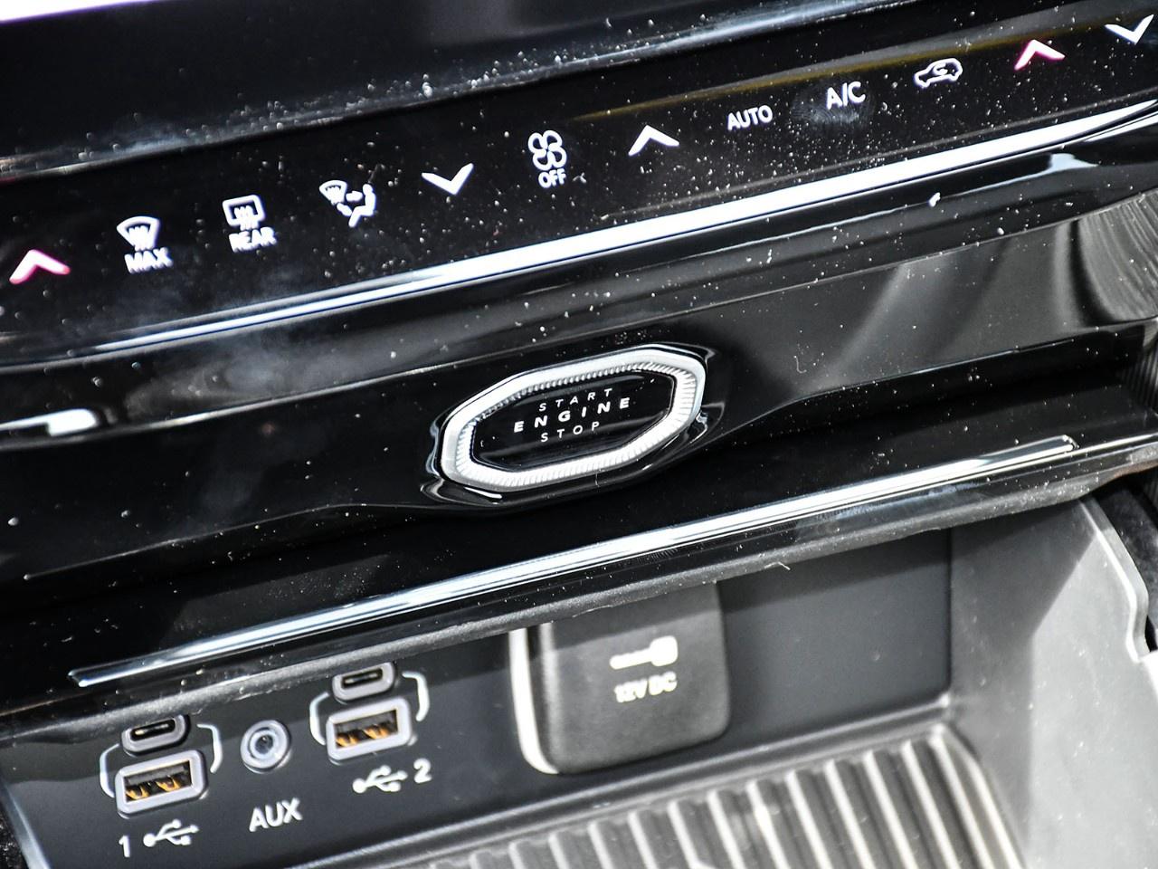 2027 Jeep Grand Cherokee Laredo Altitude 4x4 Photo
