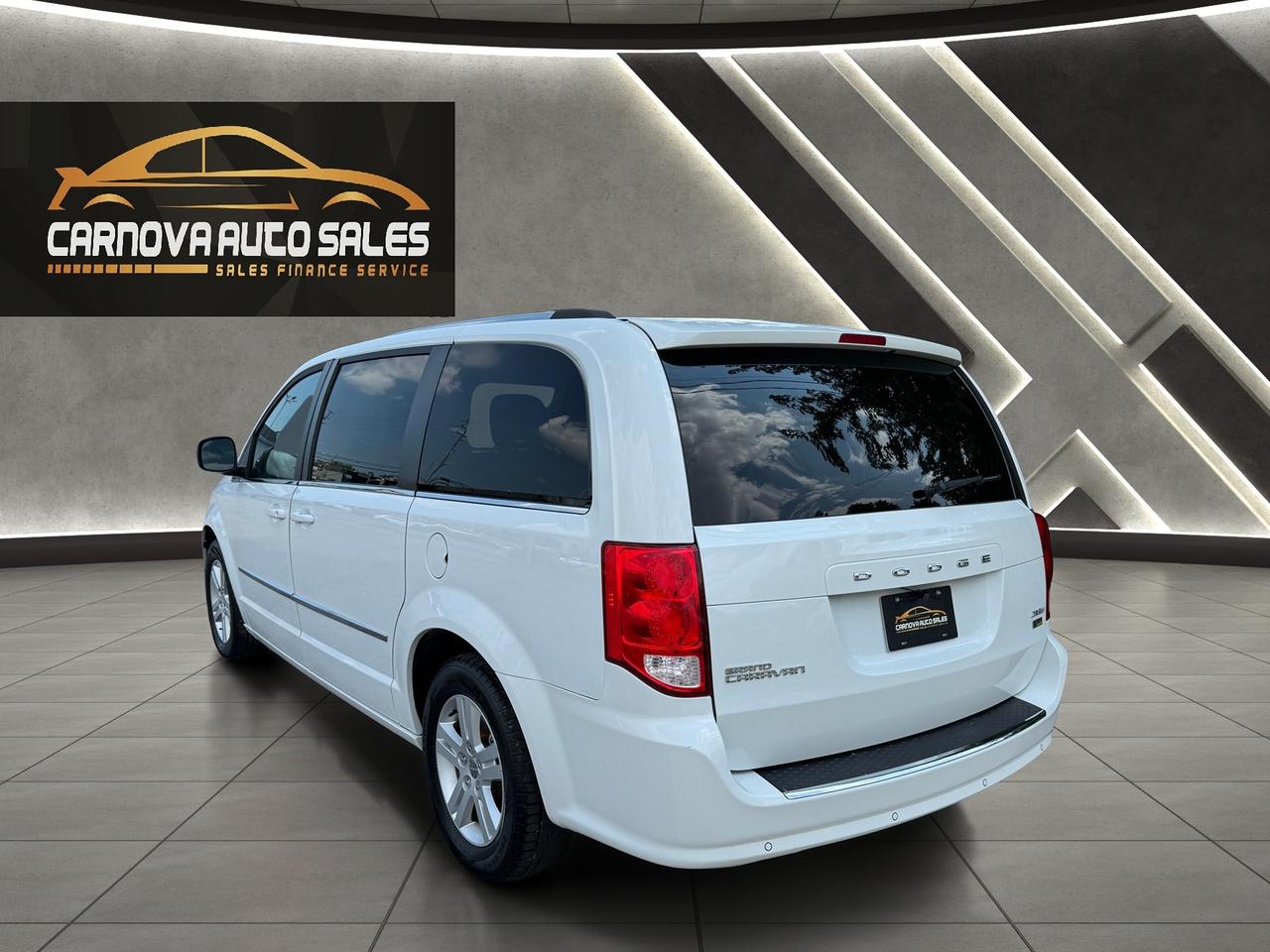 2017 Dodge Grand Caravan Crew+Power Sliding Doors+CLEAN CARFAX Photo