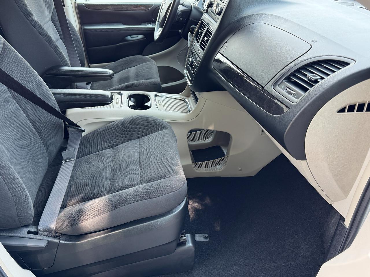 2017 Dodge Grand Caravan Crew+Power Sliding Doors+CLEAN CARFAX Photo