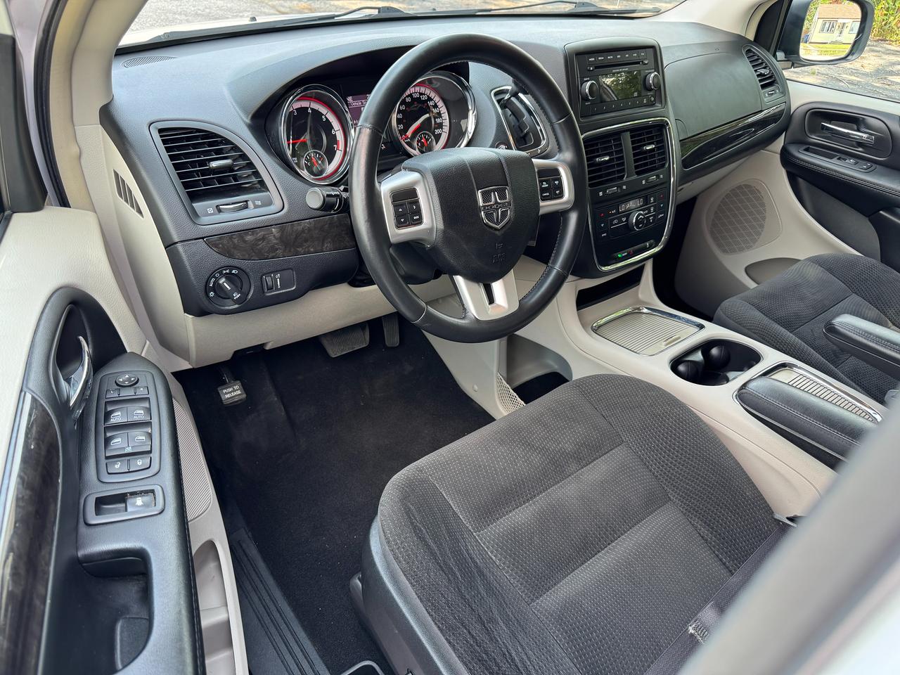 2017 Dodge Grand Caravan Crew+Power Sliding Doors+CLEAN CARFAX Photo