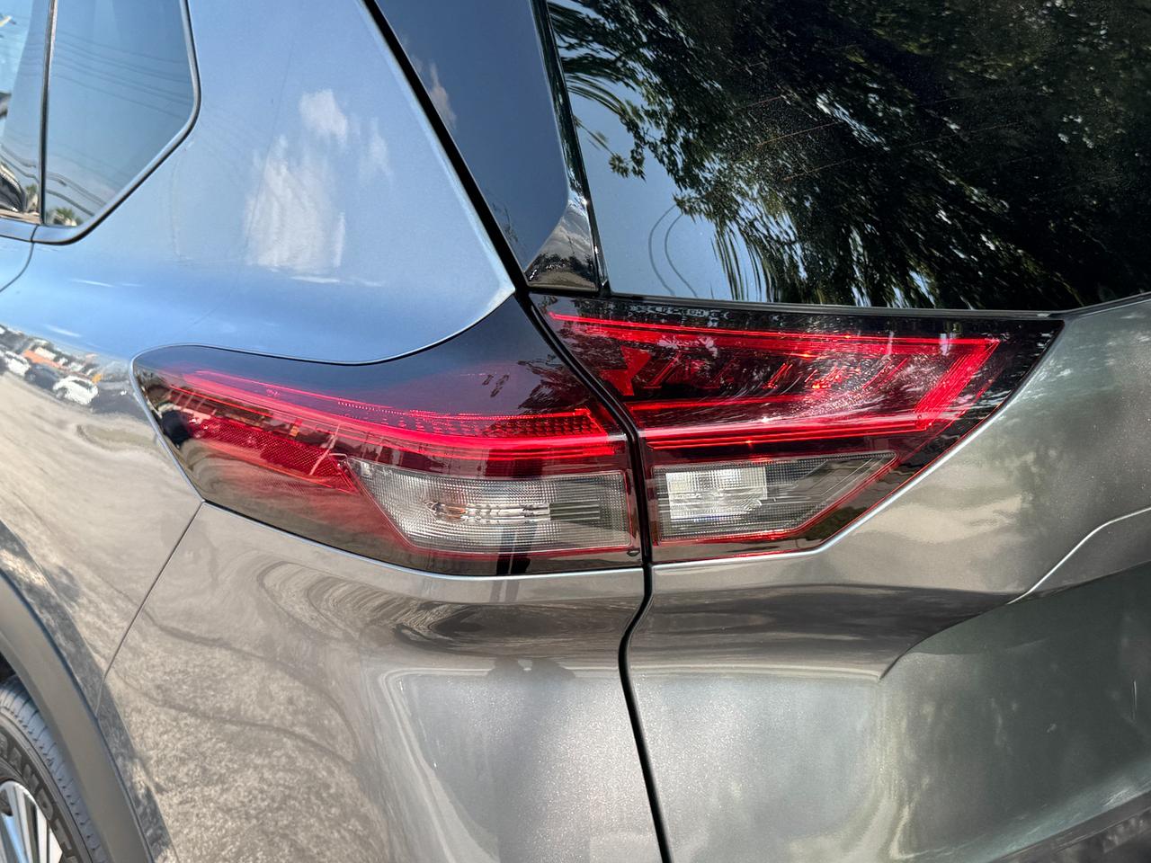 2021 Nissan Rogue SV MOONROOF+CLEAN CARFAX+Remote Start Photo