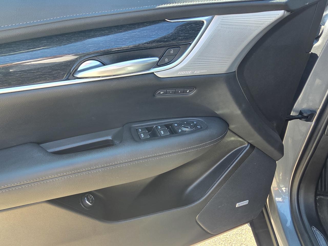 2022 Cadillac XT5 Premium Luxury AWD Photo
