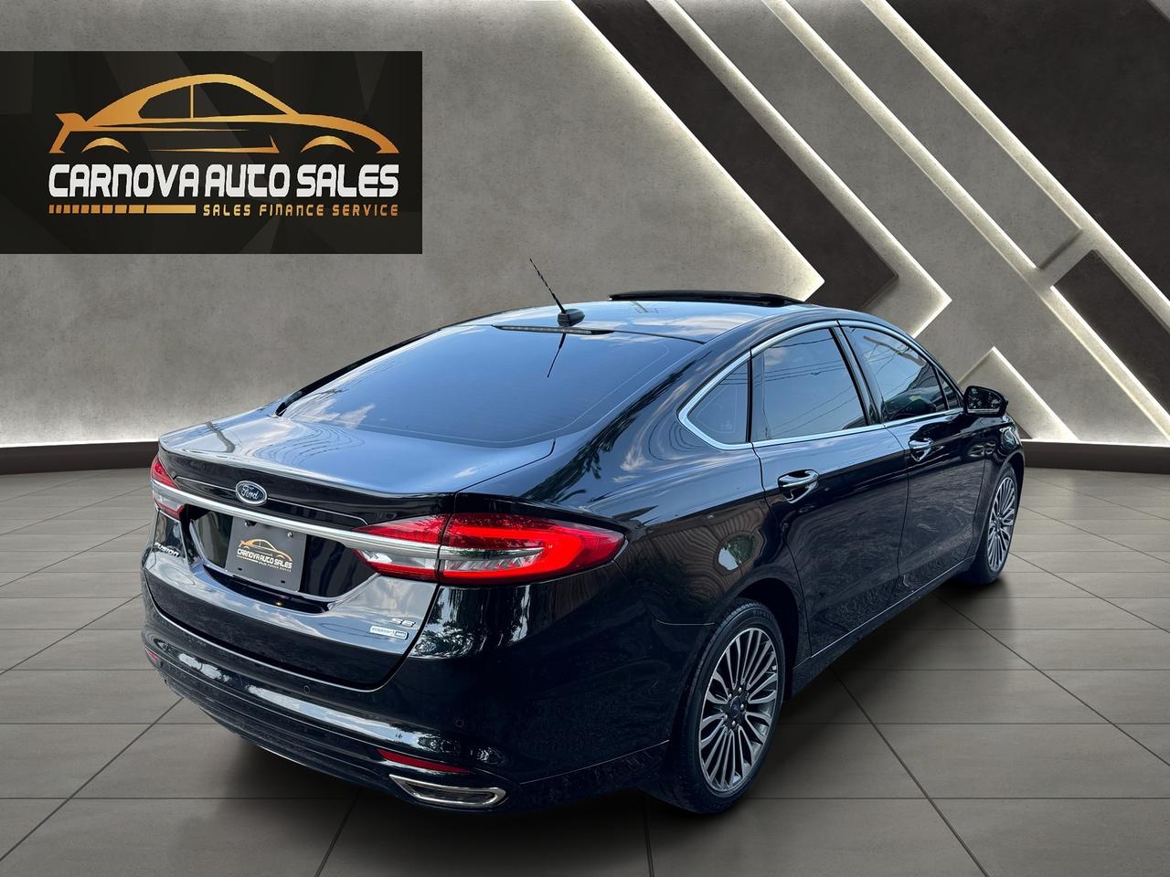 2017 Ford Fusion 2.0L SE AWD+CLEAN CARFAX+Leather+Roof+GPS+Camera Photo