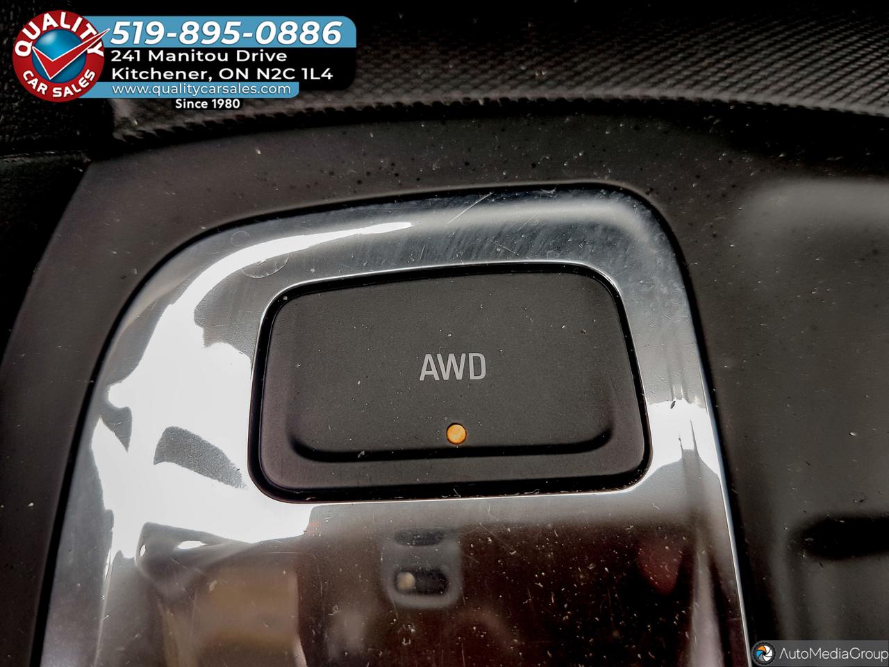 2022 Chevrolet Equinox LT AWD *HEATED SEATS* Photo