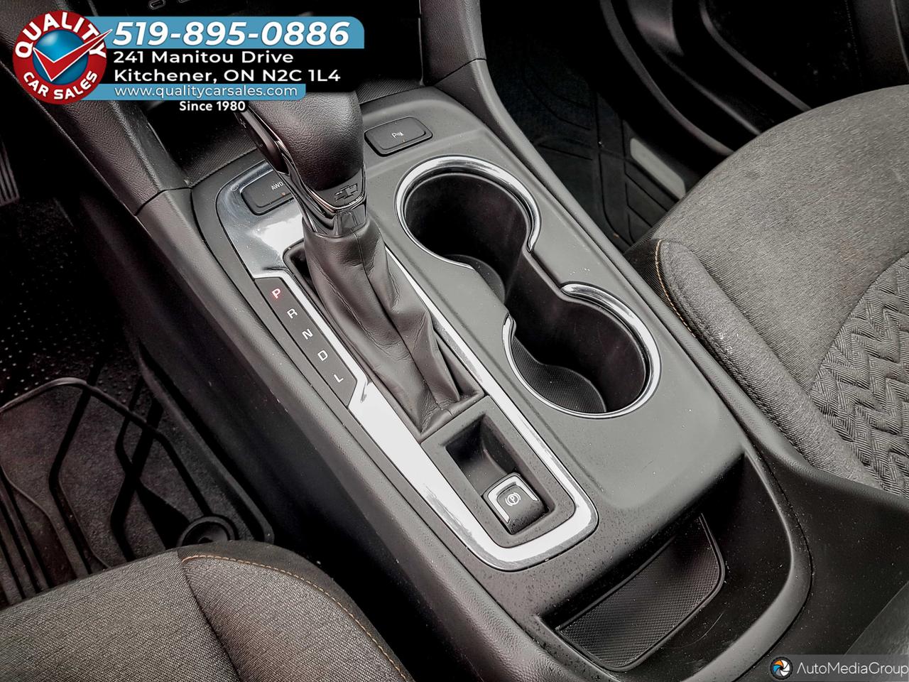 2022 Chevrolet Equinox LT AWD *HEATED SEATS* Photo