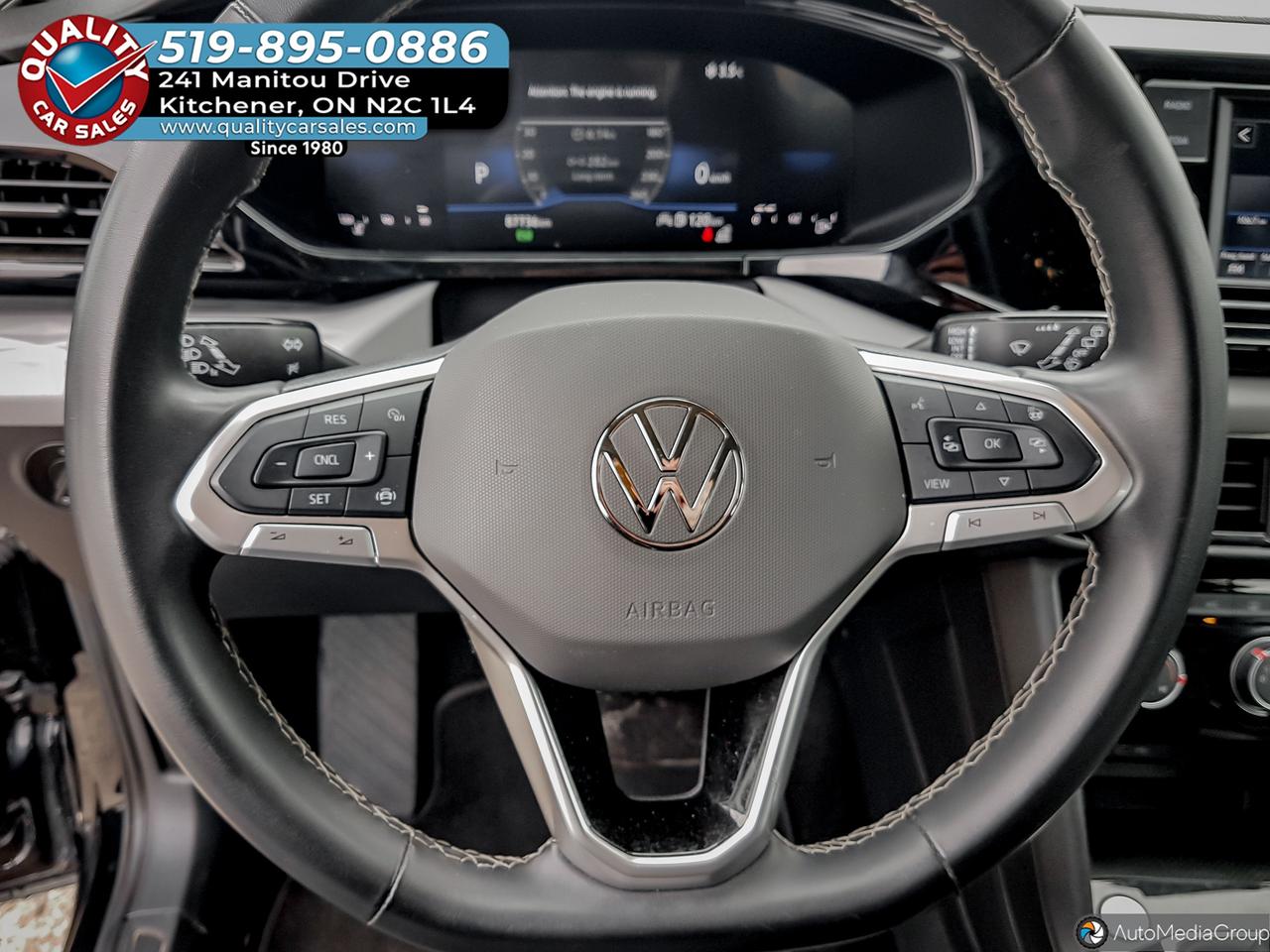 2024 Volkswagen Taos Trendline *HEATED SEATS* Photo