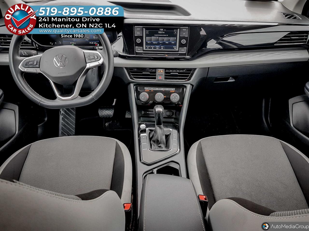 2024 Volkswagen Taos Trendline *HEATED SEATS* Photo