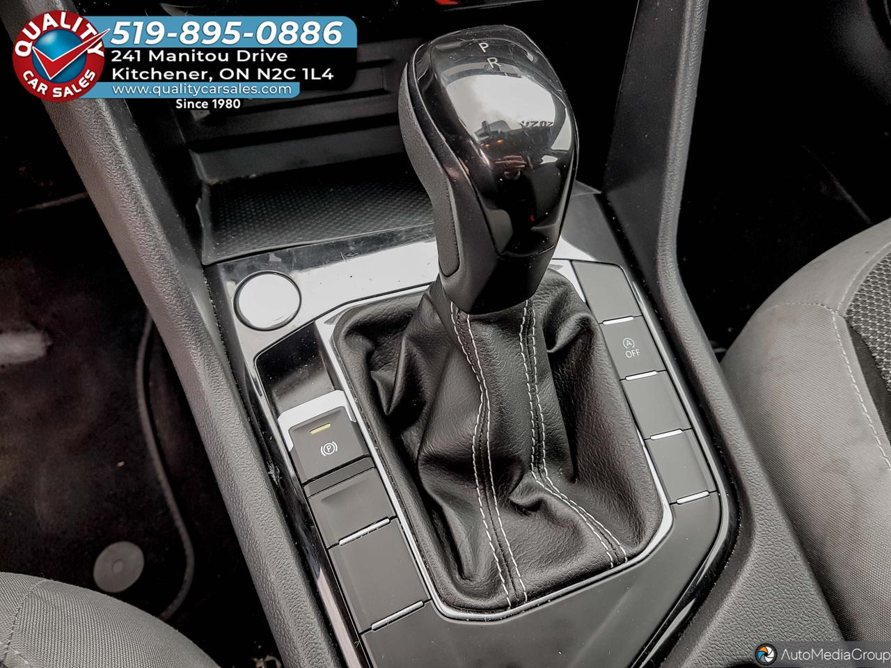 2024 Volkswagen Taos Trendline *HEATED SEATS* Photo