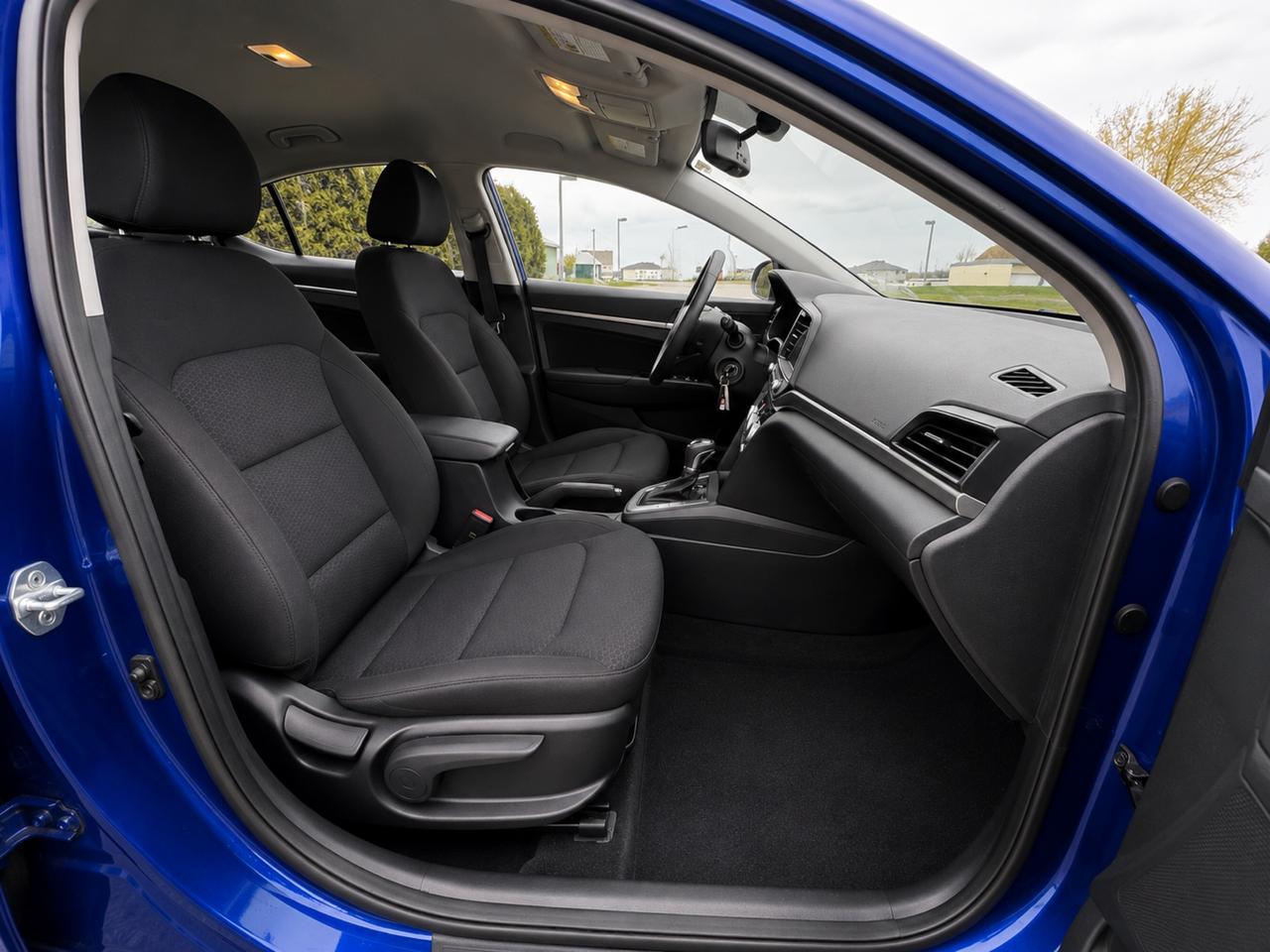 2020 Hyundai Elantra Preferred Photo