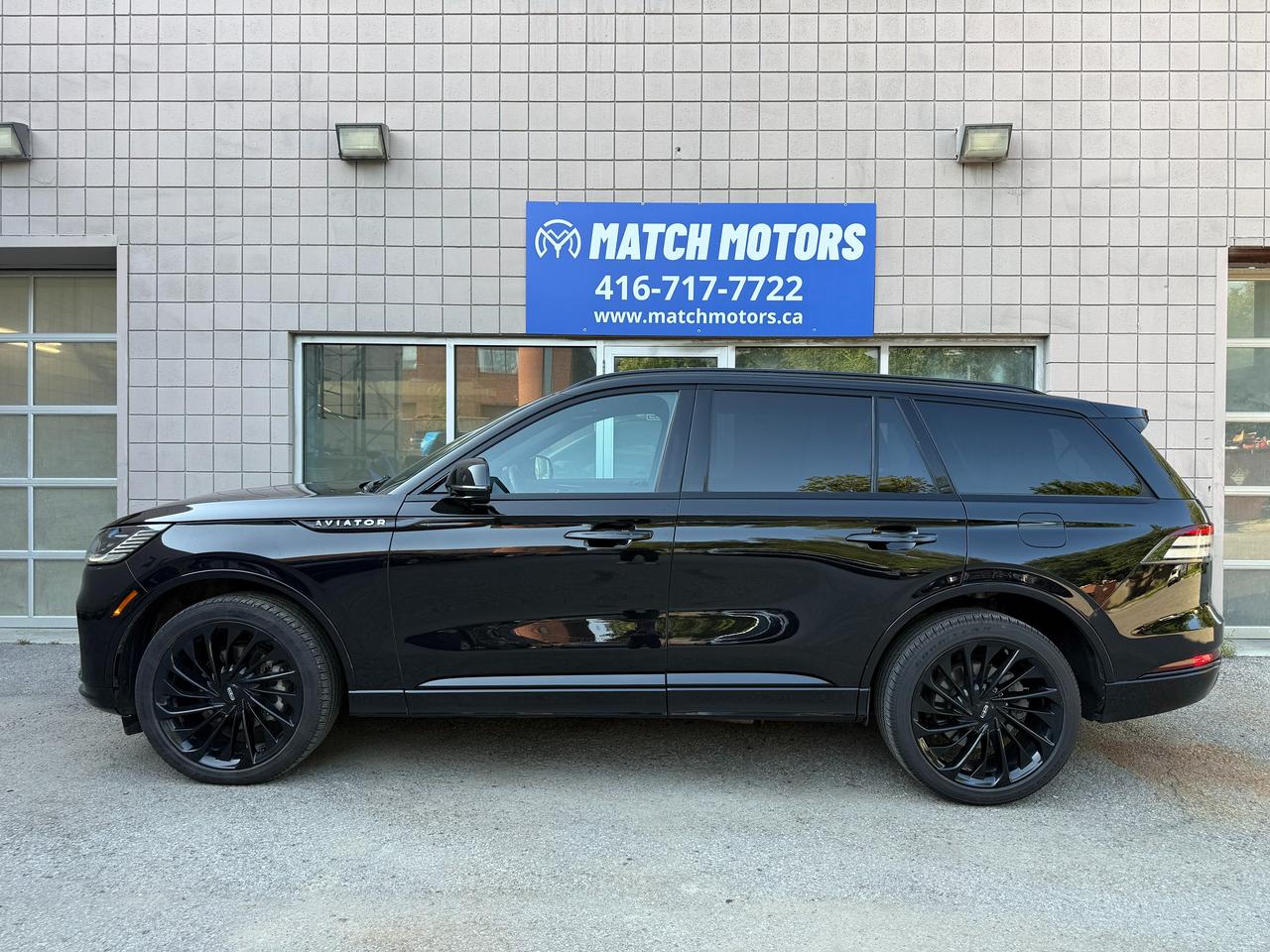 2025 Lincoln Aviator Reserve AWD Photo
