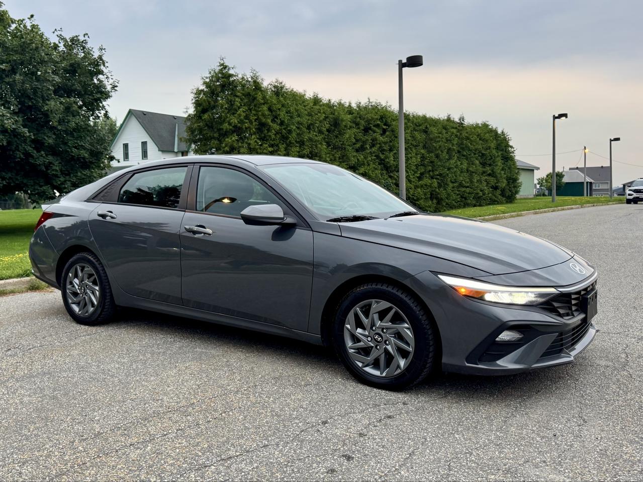 2024 Hyundai Elantra Preferred Photo0