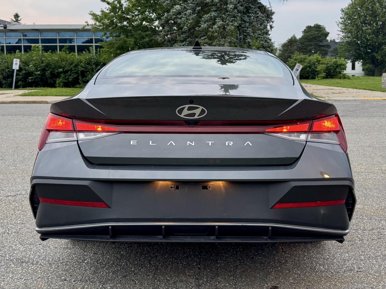 2024 Hyundai Elantra Preferred Photo