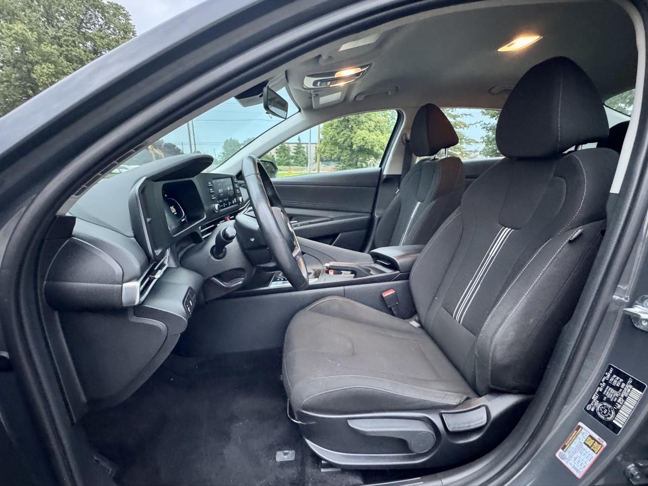 2024 Hyundai Elantra Preferred Photo