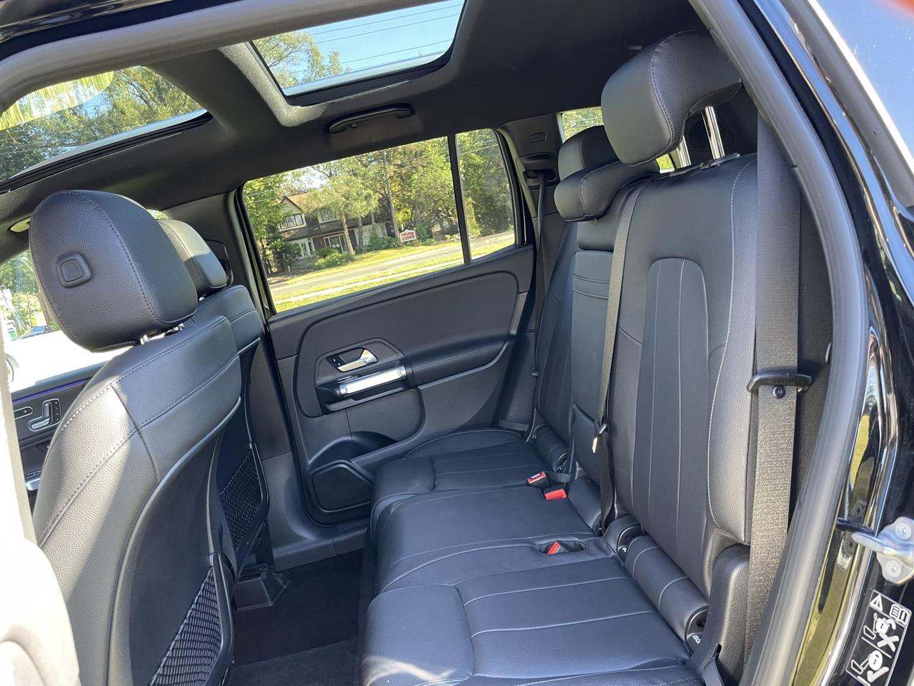 2021 Mercedes-Benz GLB-Class 250 4MATIC *Clean Carfax Photo