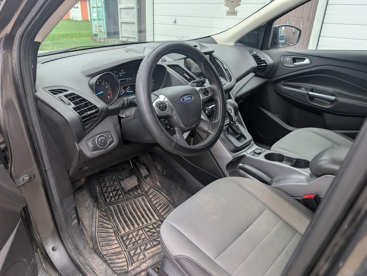 2015 Ford Escape SE FWD Photo