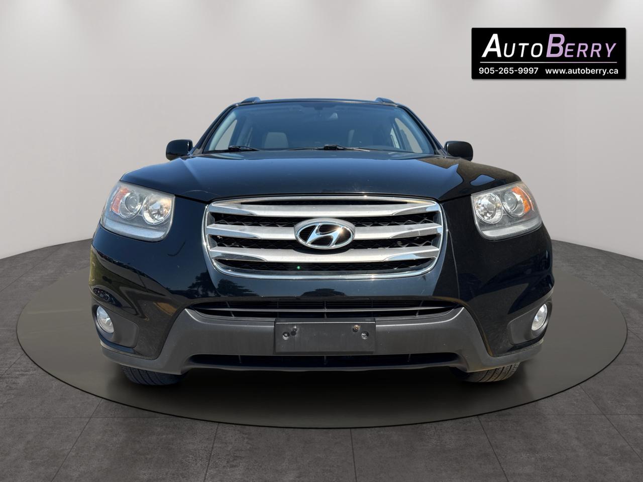 2012 Hyundai Santa Fe FWD 4dr I4 Auto GL Premium Photo
