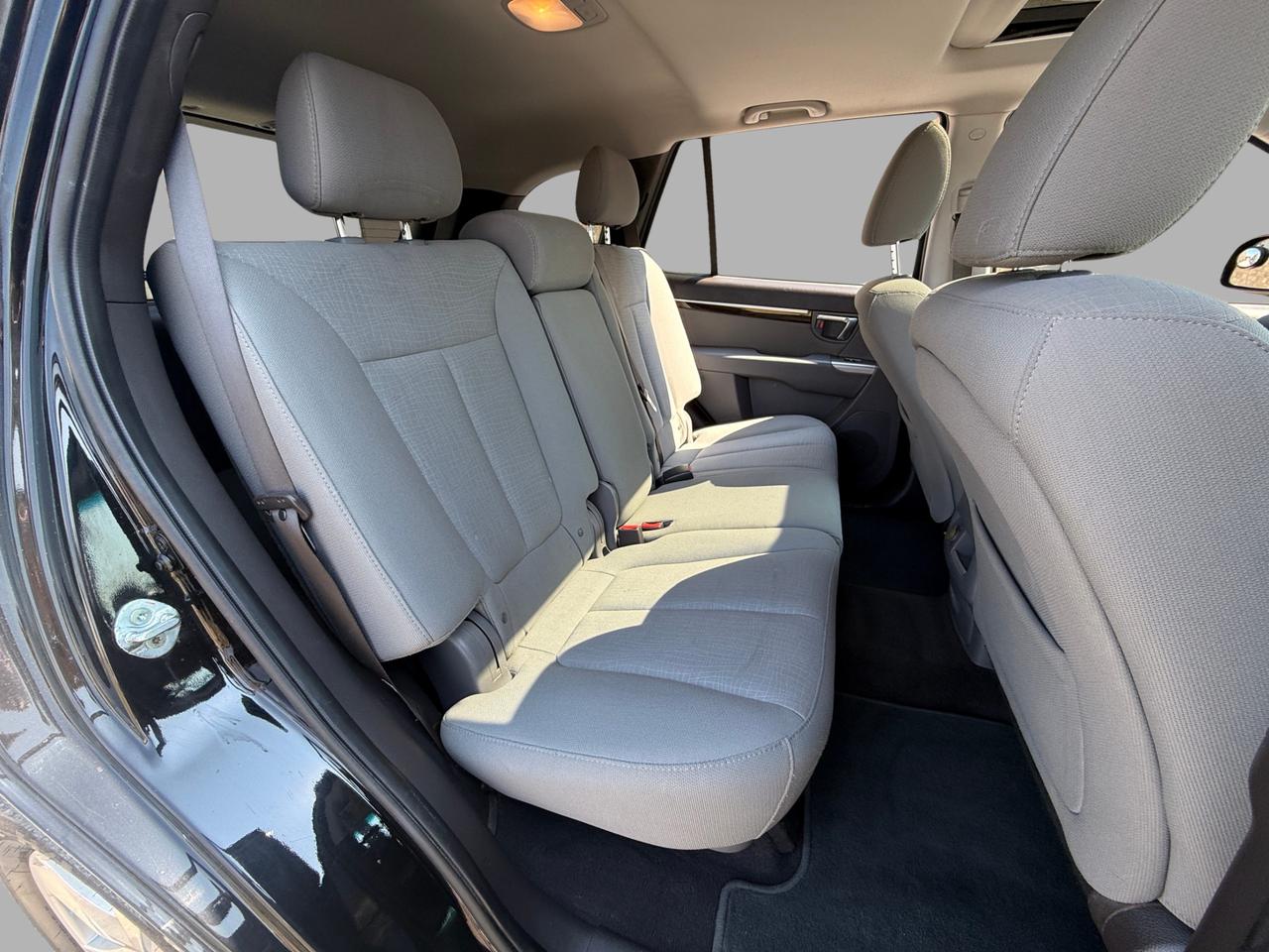 2012 Hyundai Santa Fe FWD 4dr I4 Auto GL Premium Photo