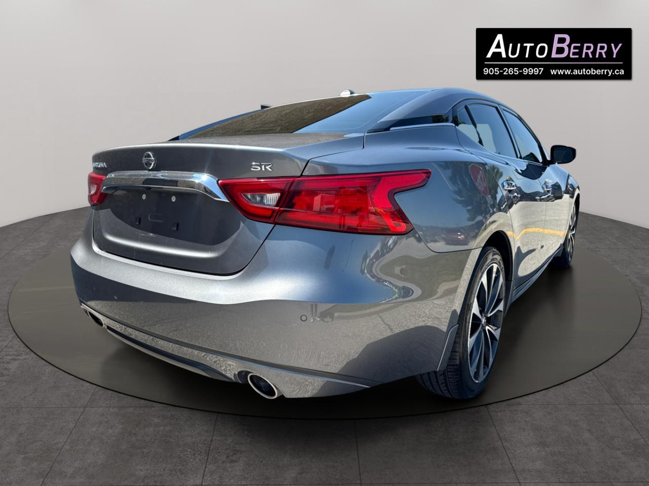 2016 Nissan Maxima SR Photo