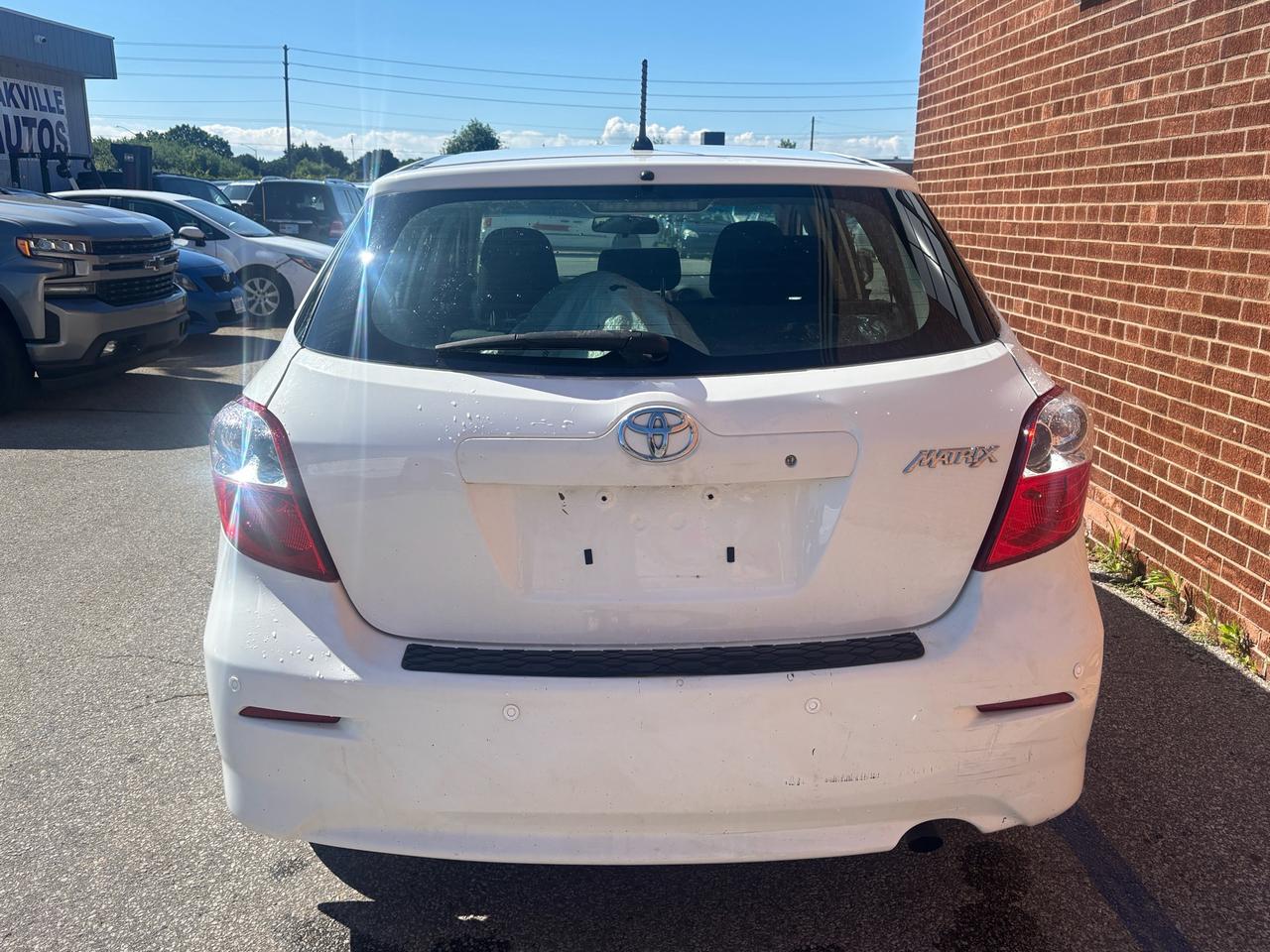 2014 Toyota Matrix 4DR WGN AUTO FWD Photo