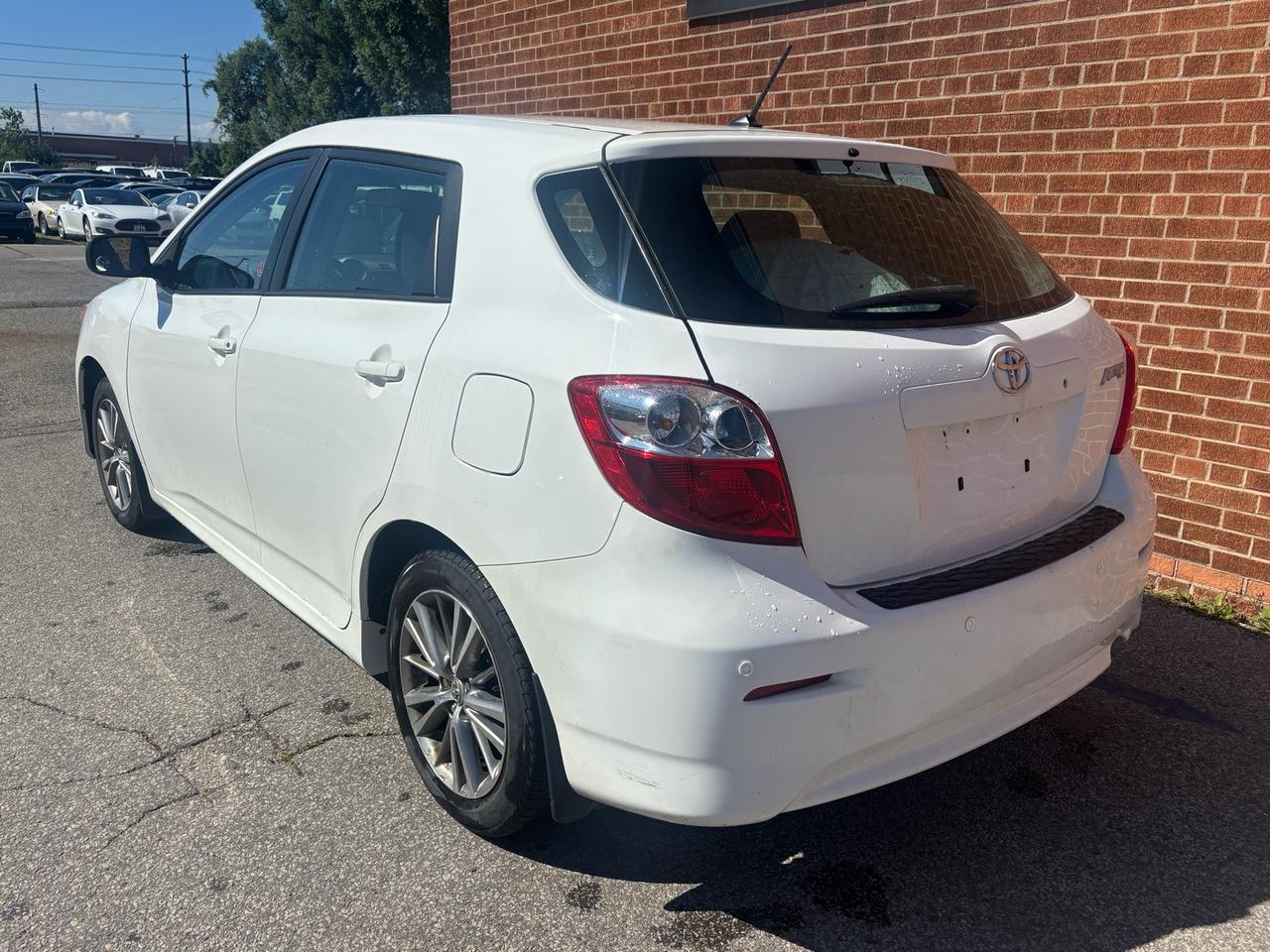 2014 Toyota Matrix 4DR WGN AUTO FWD Photo3