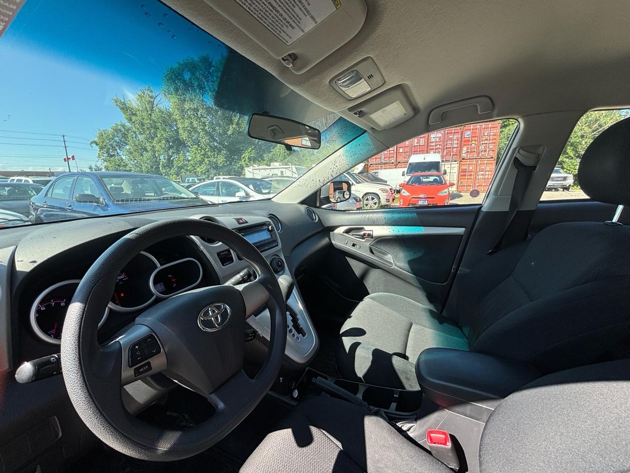 2014 Toyota Matrix 4DR WGN AUTO FWD Photo