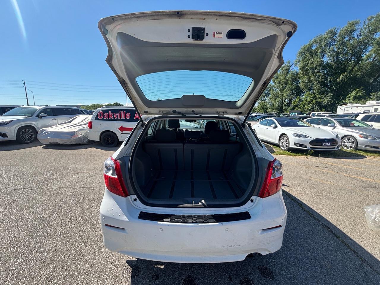2014 Toyota Matrix 4DR WGN AUTO FWD Photo
