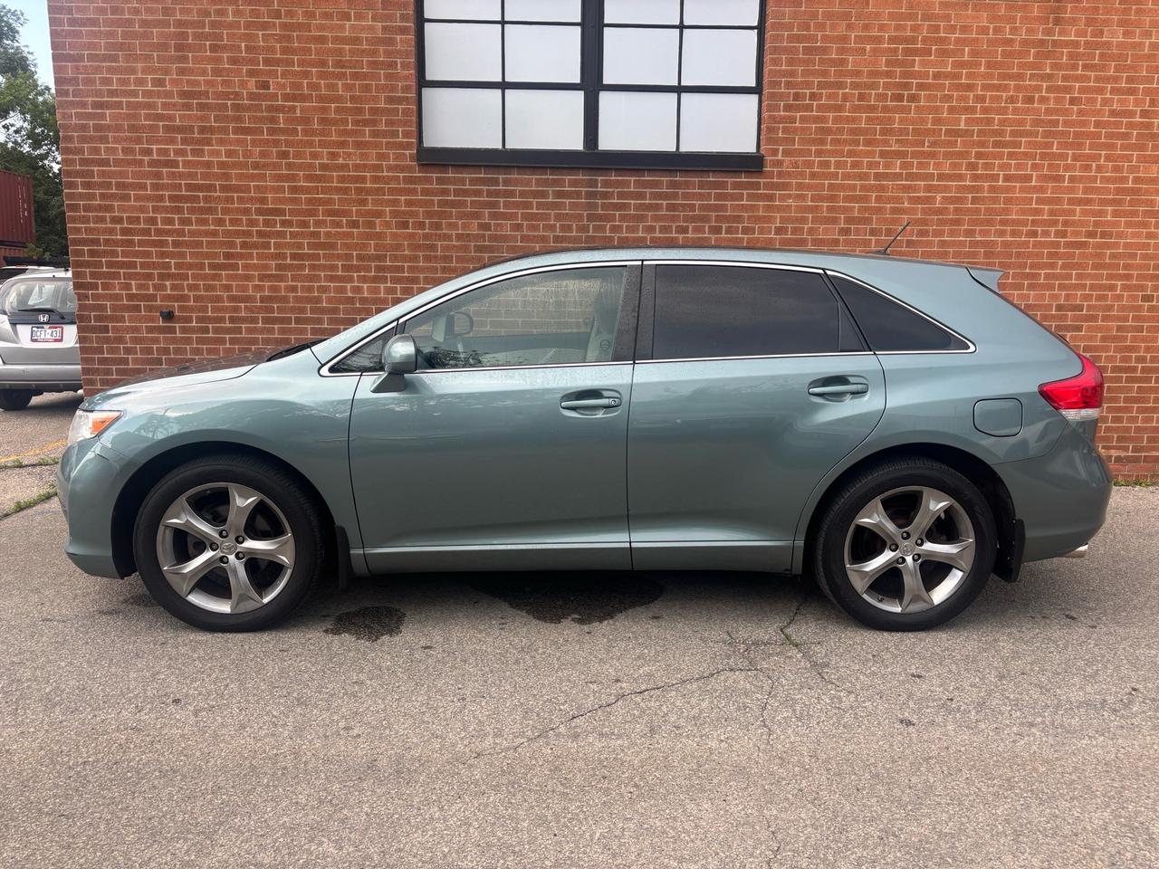 2010 Toyota Venza 4DR WGN V6 AWD Photo