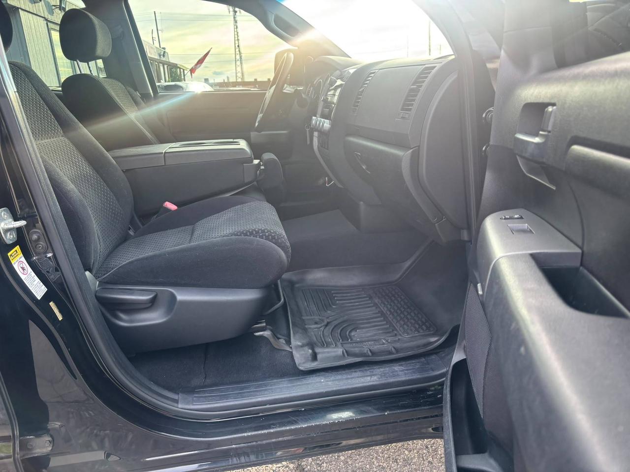 2010 Toyota Tundra 4WD Double Cab 146" 4.6L SR5 Photo