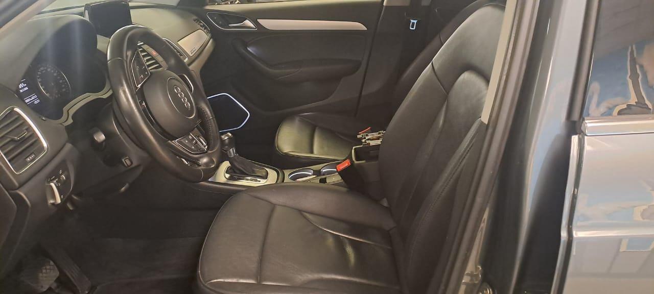 2015 Audi Q3 quattro 4dr 2.0T Technik Photo