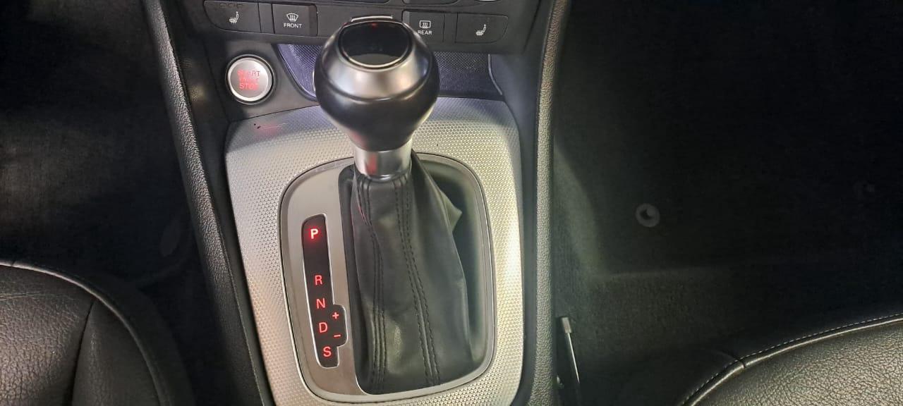 2015 Audi Q3 quattro 4dr 2.0T Technik Photo