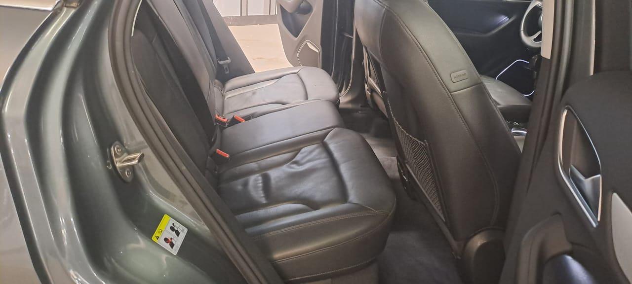 2015 Audi Q3 quattro 4dr 2.0T Technik Photo